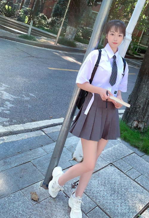 娇小玲珑爱娇喘的Sao妹子妹子是初恋的味道